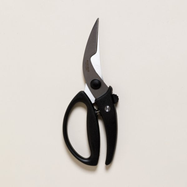 Tijera curva 22,5 cm